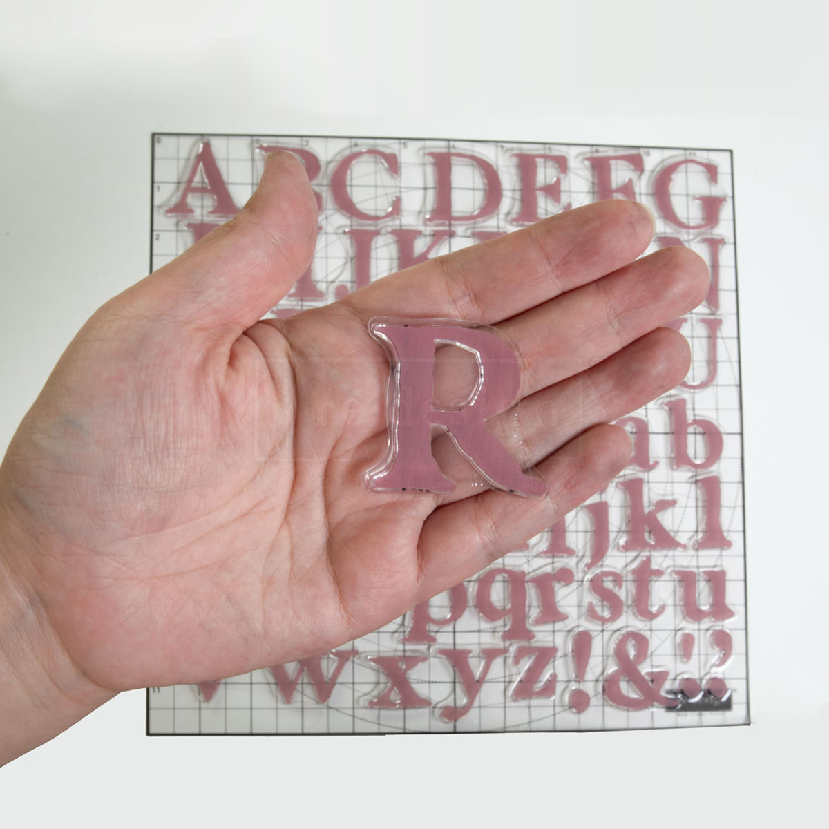 CLEARLY-ALIGNED DÉCOR STAMPS – Alpha – 12×12 clear cling