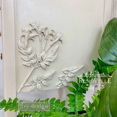 Redesign Decor Moulds® – Lily Flowers – 8″x5″, 8mm thickness Copyright #VA0002314255