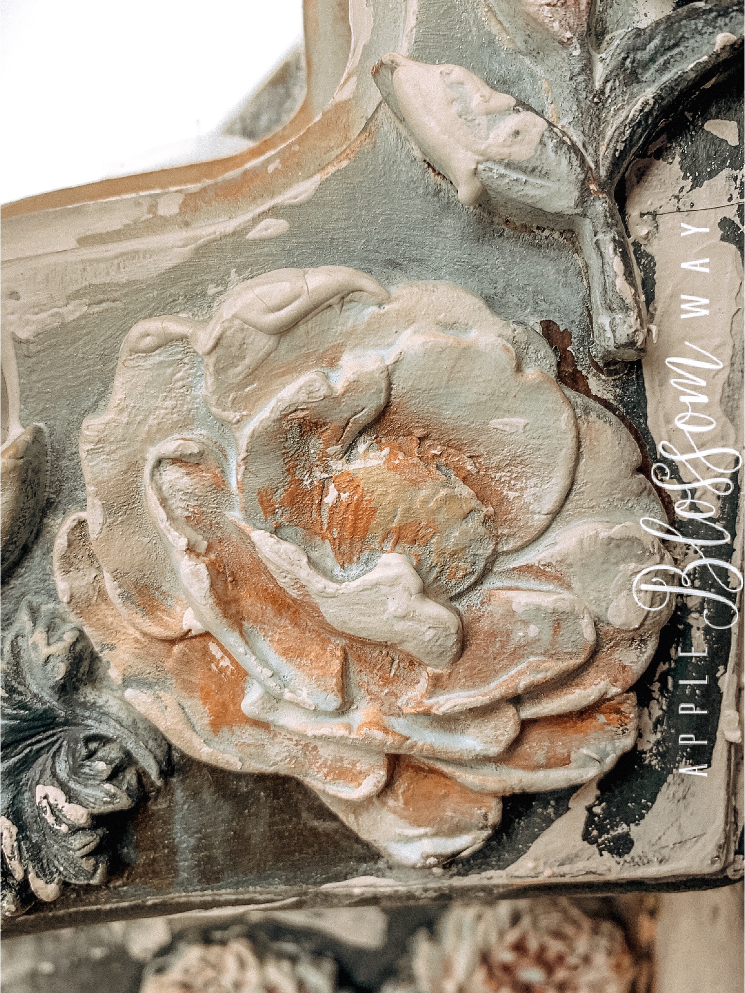 Redesign Décor Moulds® 5″x8″ – In The Garden Copyright #VA0002331225