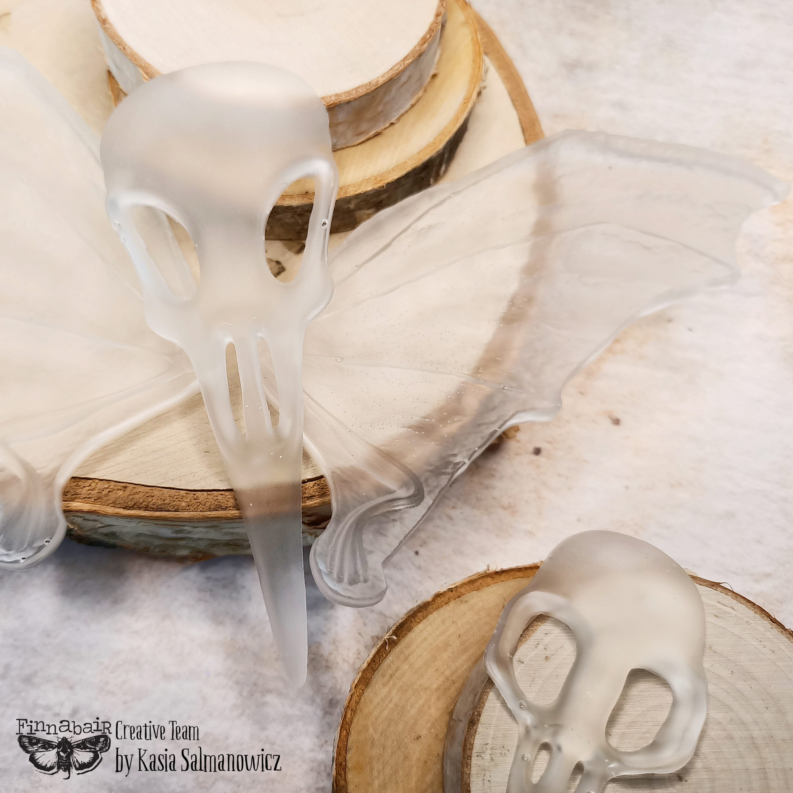 Finnabair – Moulds – Birds and Bats – 1 pc, 5×8 in Copyright #VA0002325590