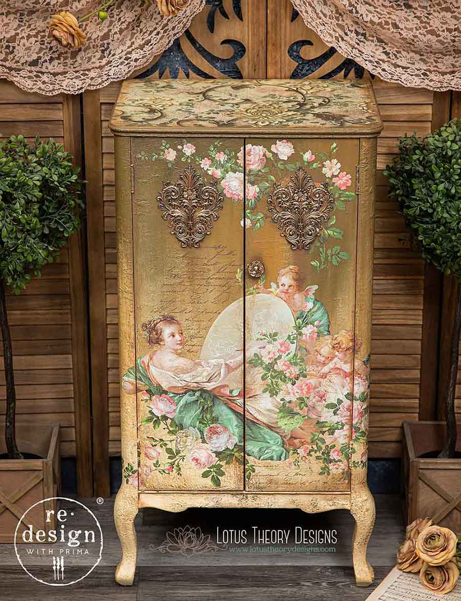 Decor Transfers® – Chambre De La Reine – total sheet size 24″x35″, cut into 2 sheets
