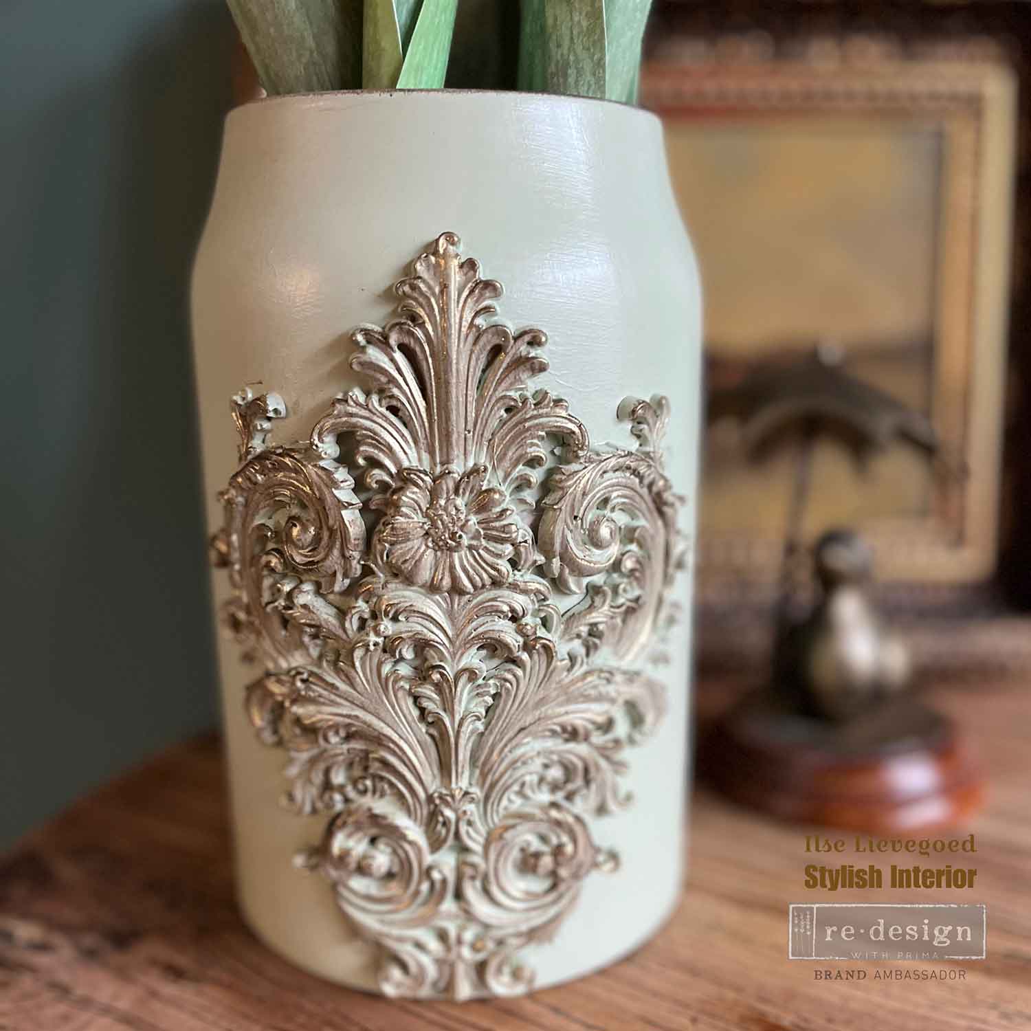 Ceramic Bisque Vase 8″x5″ – 8″ height x 5″ diameter