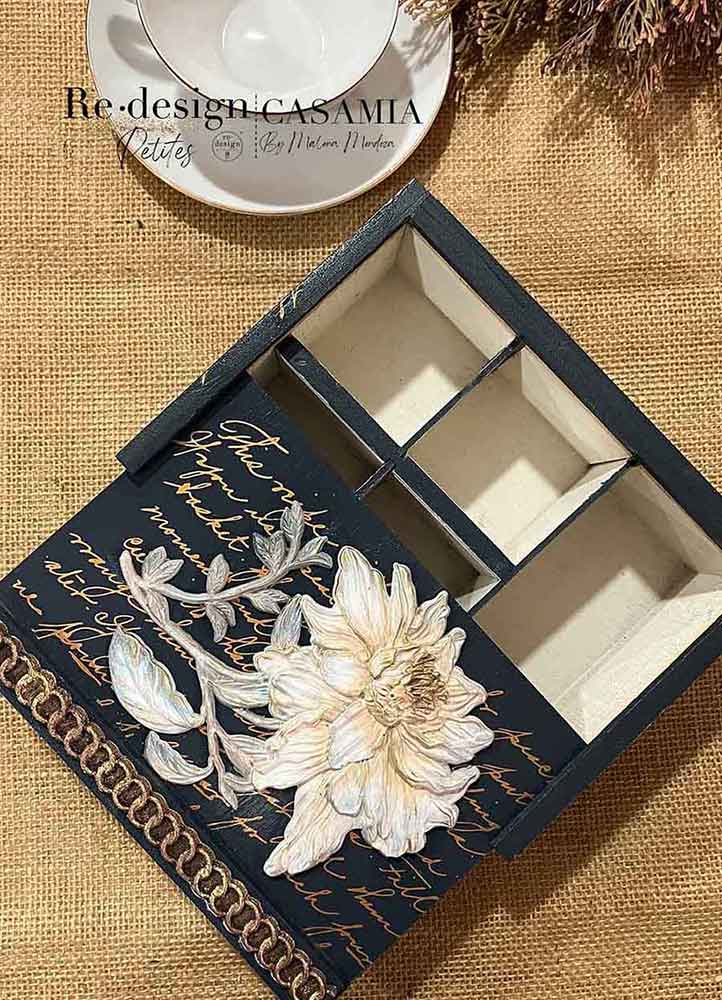 Decor Moulds® – Cerulean Blooms – 1 pc, 5″x8″x8mm