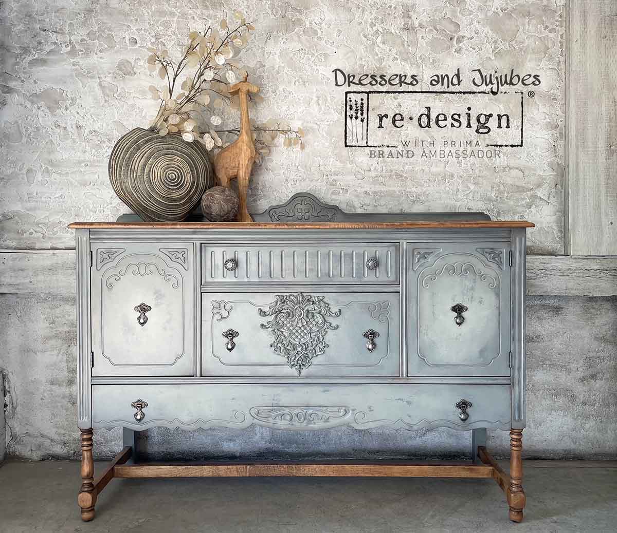 Decor Poly® – Baroque Elegance – 10″x9.89″x0.49″ / 25.4cmx25.1cmx1.2cm Copyright #VA2412675
