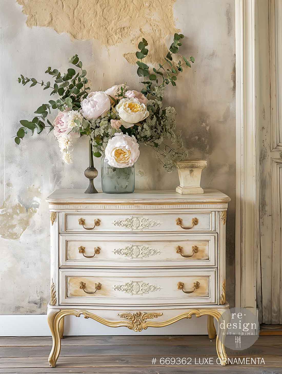 Decor Poly® – Luxe Ornamenta – 10″x2.8″x*0.26″ / 25.4cmx7.1cmx0.66cm Copyright #VA2412676