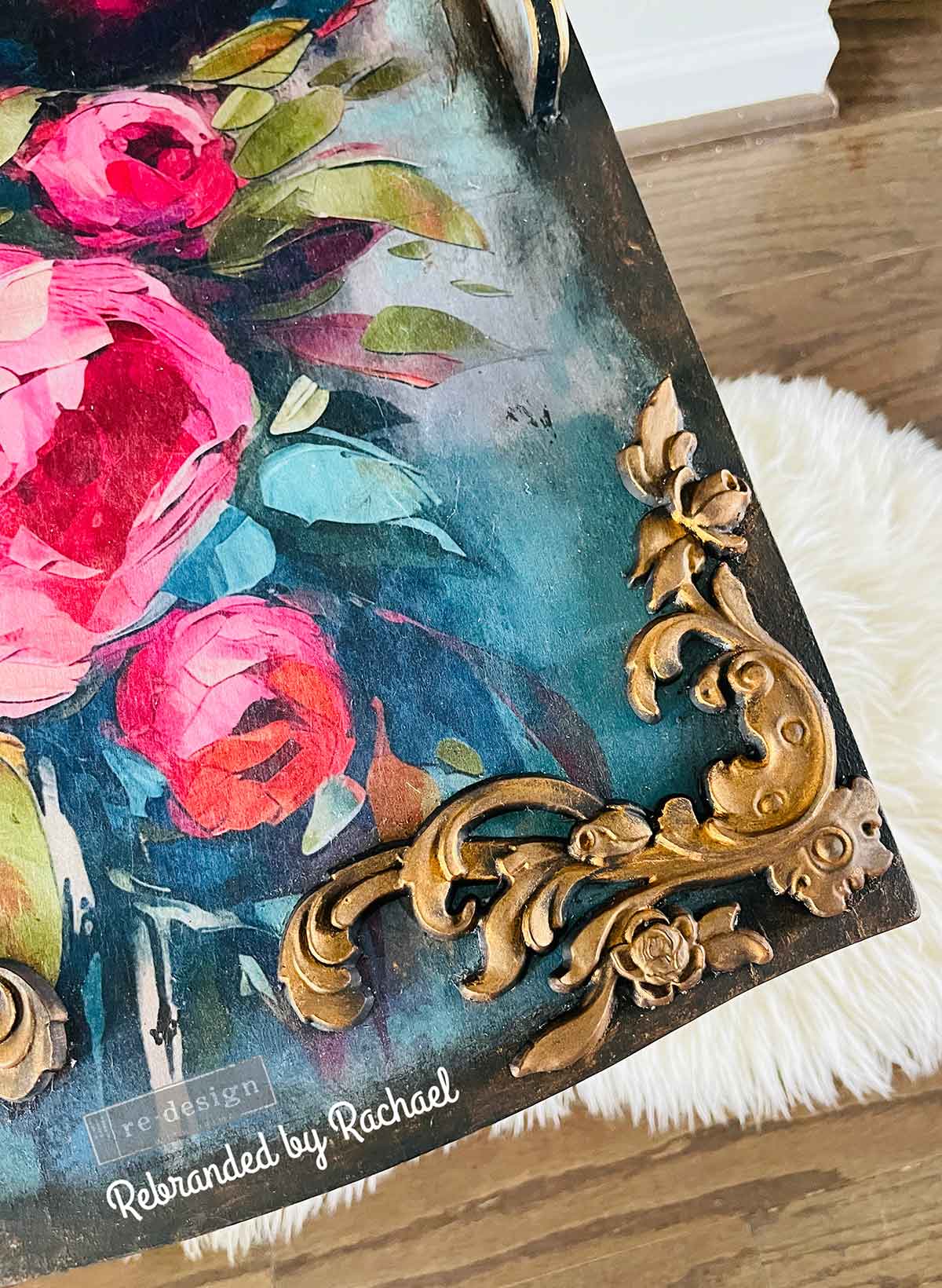 Decor Poly® – Intricate Grace – 2 pcs, 7″x6.76″0.315″ / 17.8cmx17.2cmx0.8cm Copyright #VA2412758