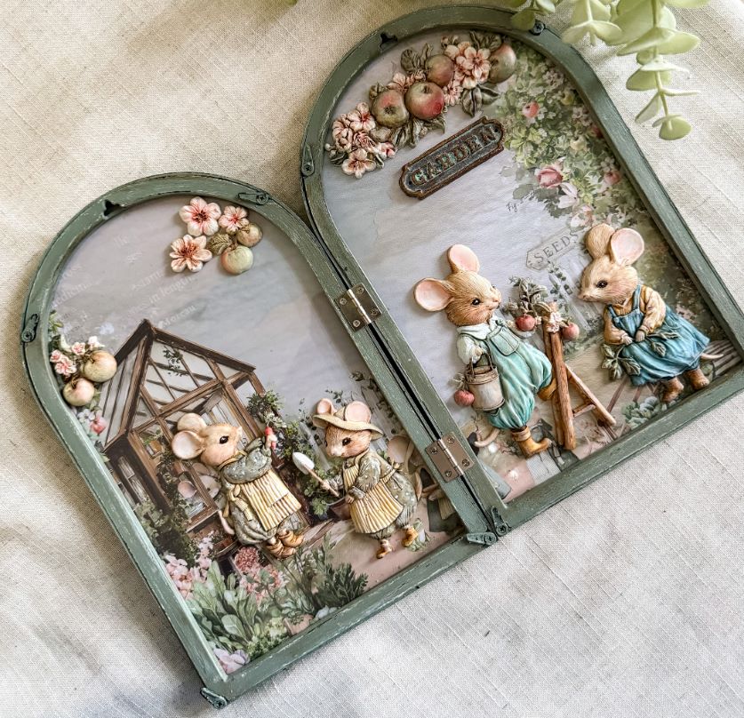Homegrown Collection Decor Moulds® – Tiny Gardeners – 1 pc, 5″x8″x8mm